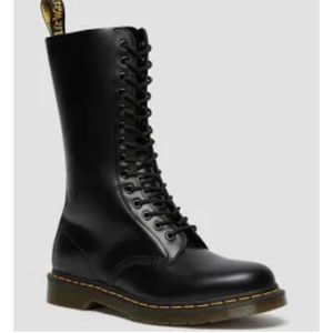 Dr. Martens mid calf Air Wair black boots